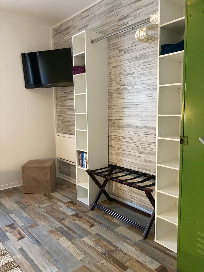 Living At Saarpartments -Adultsonly- 2 Bedrooms, Kitchen - Business & Holiday Apartments For Long- And Short Term Stay, 3 Min To Train Station, Secure E-Bike Parking! 사르브루켄 외부 사진