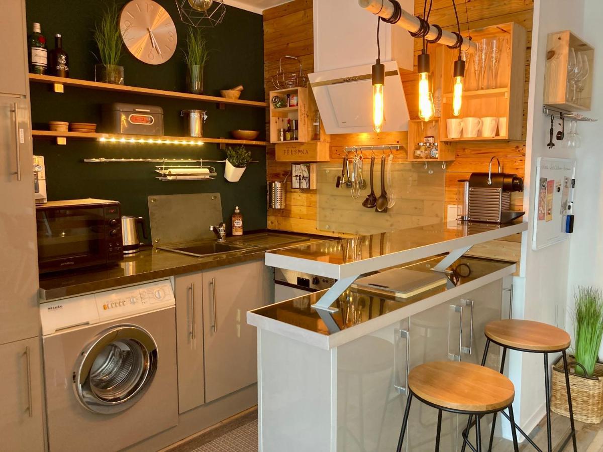 Living At Saarpartments -Adultsonly- 2 Bedrooms, Kitchen - Business & Holiday Apartments For Long- And Short Term Stay, 3 Min To Train Station, Secure E-Bike Parking! 사르브루켄 외부 사진